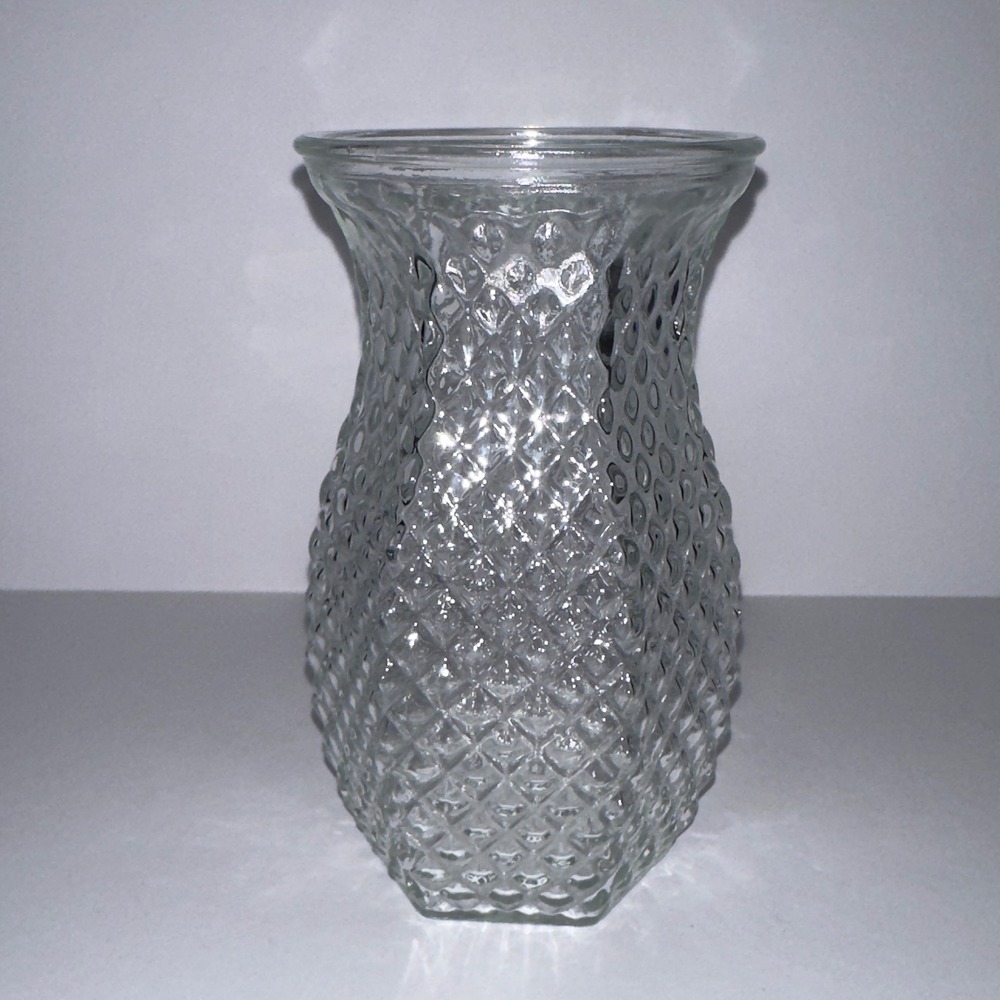 Vintage Hoosier Glass #4071 Hexagonal Base Diamond‎ Pattern  5.5" Vase